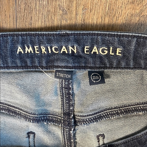 American Eagle Super High Rise Baggy Wide Leg Jeans Size 6 - Picture 3 of 12